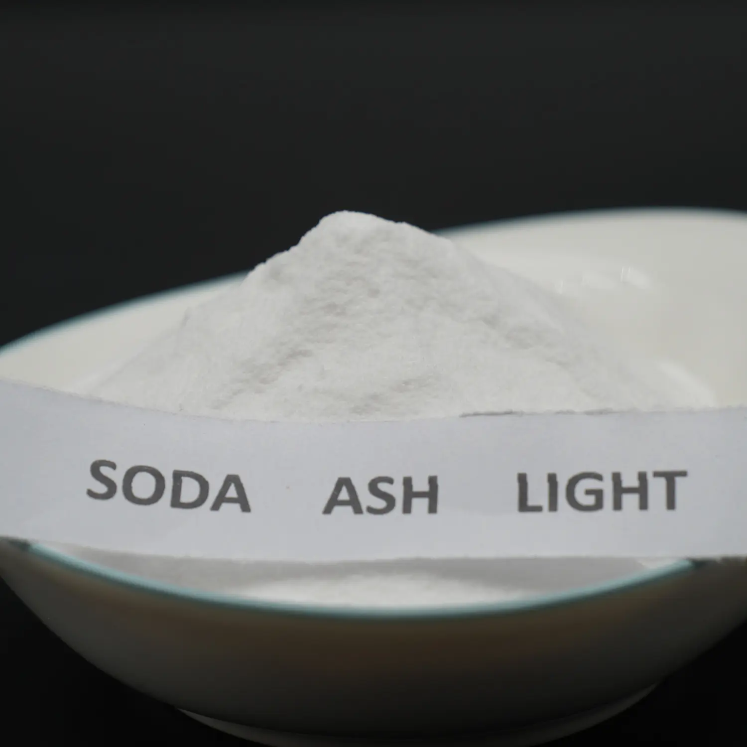 Soda Ash Ringan — bubuk kristal putih Na2CO3 soda ash — Shandong Guowei Chemical